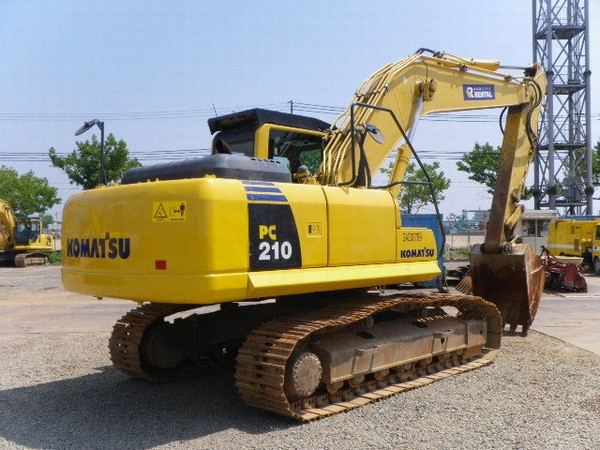 North East 21 Tonne Excavator hire